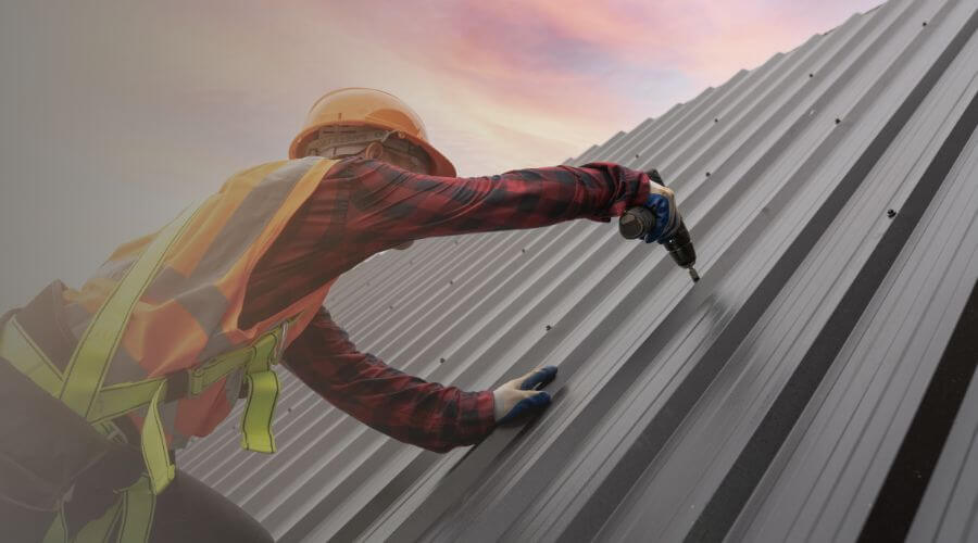 Expert top industrial roofings services in Divide, MT